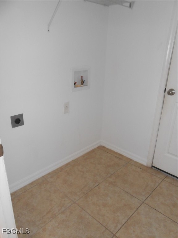 154 Shadowview Court Lehigh Acres, FL 33974 - Photo 33 of 40 a view of empty room