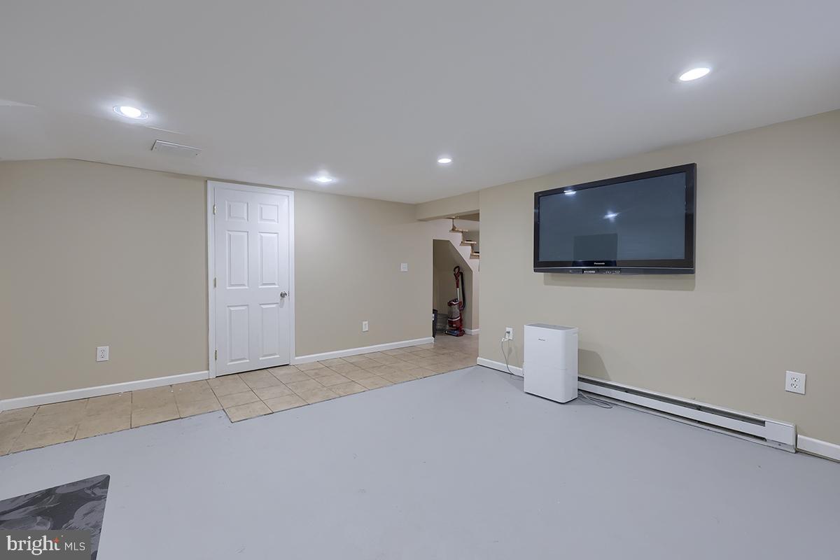 5146 Vera Cruz Road Emmaus, PA 18049 - Photo 25 of 43 Gallery Image 25