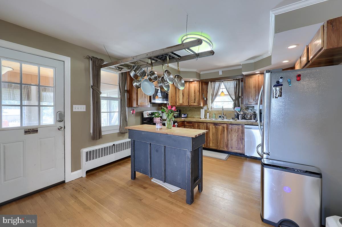 5146 Vera Cruz Road Emmaus, PA 18049 - Photo 8 of 43 Gallery Image 8