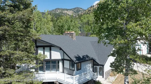 $899,999 | 546 Vista Drive, Star Valley Ranch, WY 83127