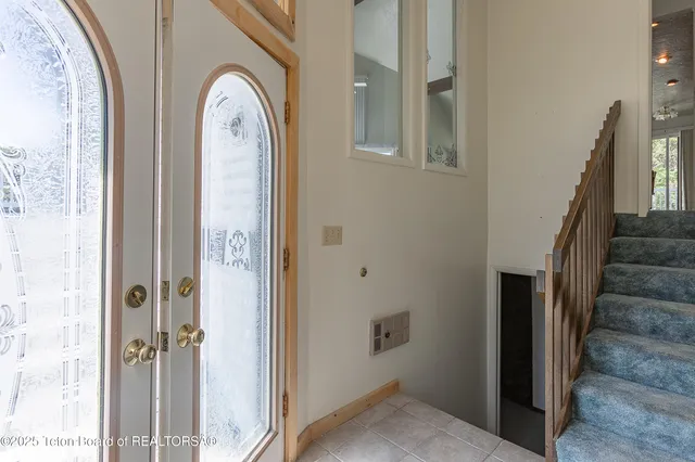 $899,999 | 546 Vista Drive, Star Valley Ranch, WY 83127