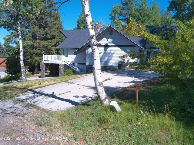 $899,999 | 546 Vista Drive, Star Valley Ranch, WY 83127