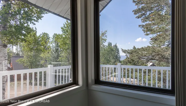 $899,999 | 546 Vista Drive, Star Valley Ranch, WY 83127