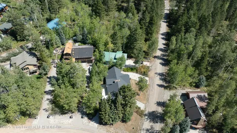 $899,999 | 546 Vista Drive, Star Valley Ranch, WY 83127