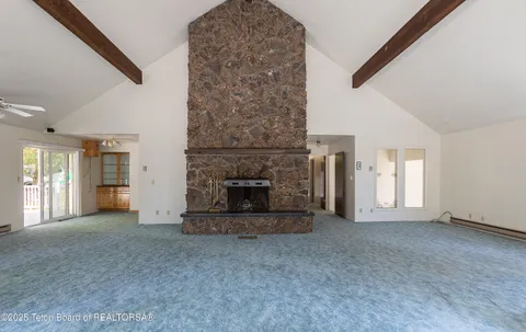 $899,999 | 546 Vista Drive, Star Valley Ranch, WY 83127