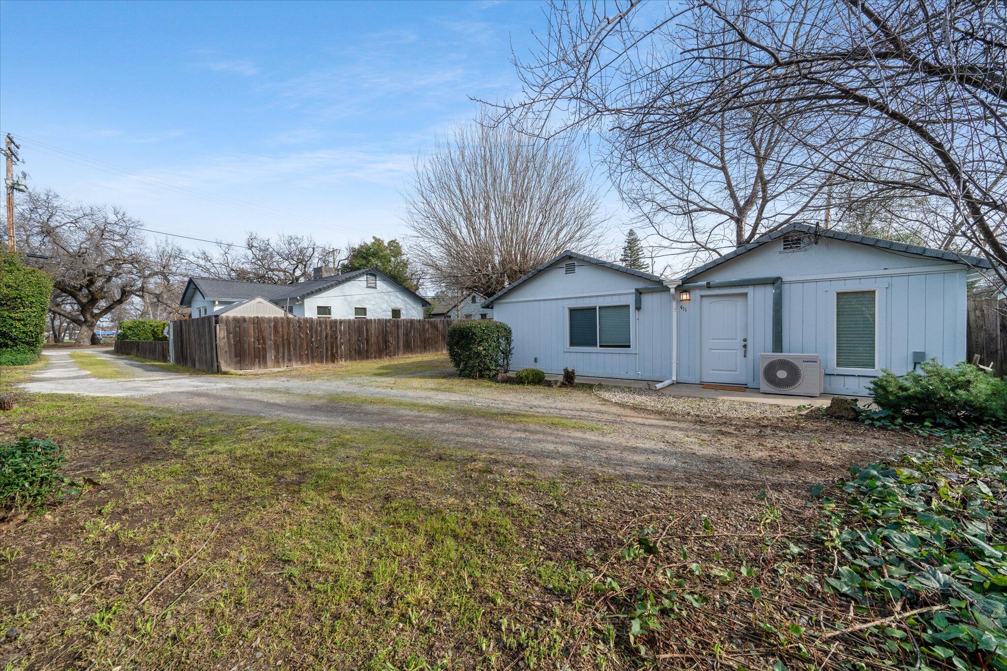 409 Smile Place Redding, CA 96001 - Photo 28 of 39 29-BiggerFlow Real Estate Media-29