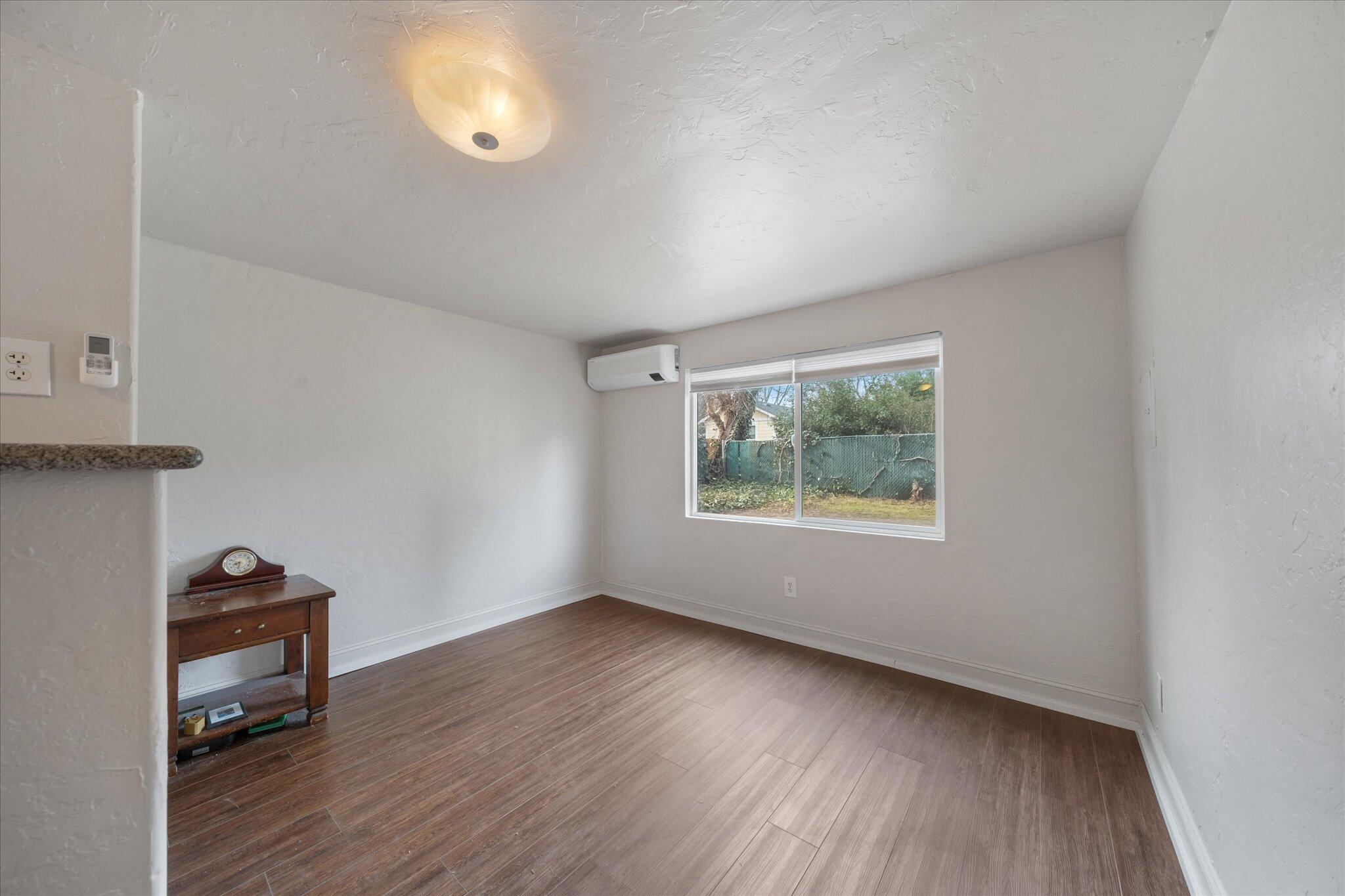 409 Smile Place Redding, CA 96001 - Photo 35 of 39 36-BiggerFlow Real Estate Media-36