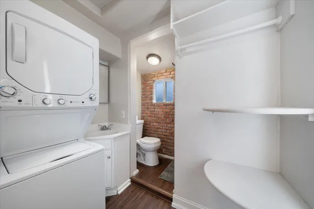 $399,800 | 409 Smile Place, Redding, CA 96001