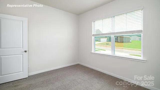 $325,000 | 152 East Meadowview Drive, Statesville, NC 28625