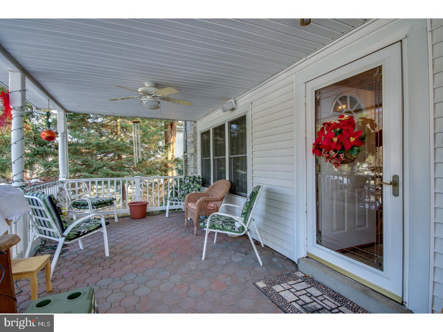 130 Cascade Road Springfield, PA 19064 - Photo 23 of 24 Porch