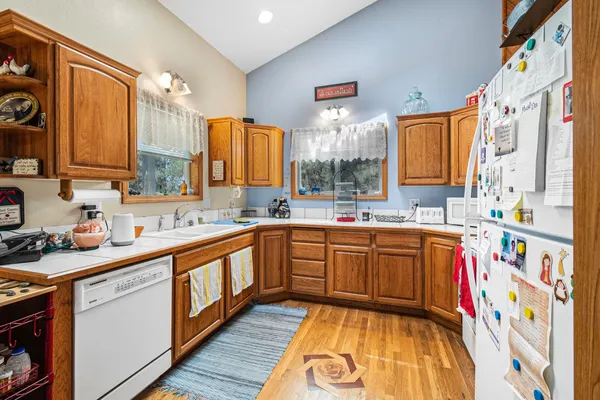 $520,000 | 3802 A Bissell Road, Gifford, WA 99131