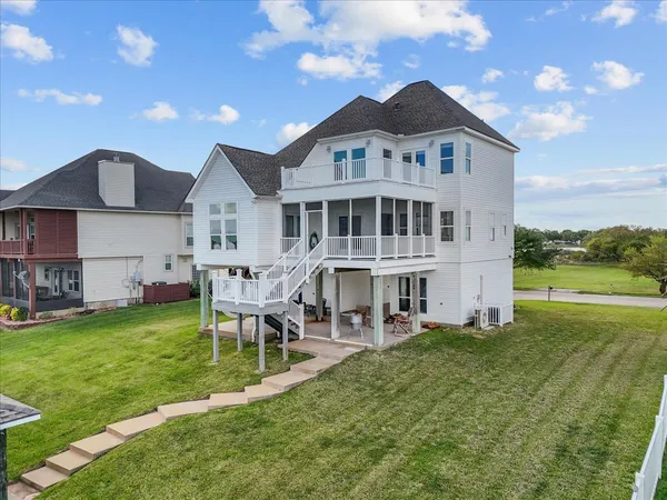 $499,000 | 211 Tuna Run, Freeport, TX 77541