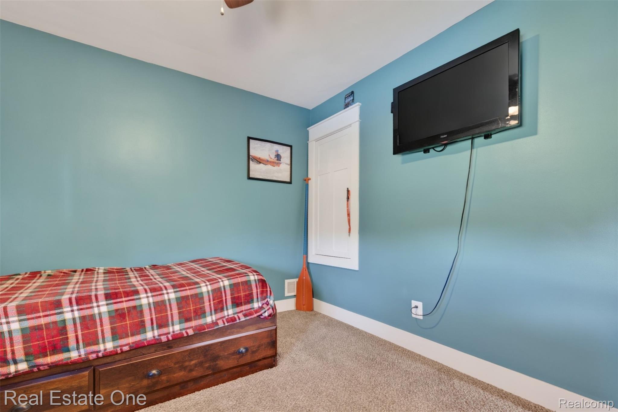 2355 South Sashabaw Road Ortonville, MI 48462 - Photo 30 of 57 36) Upstairs Bedroom 2.jpg
