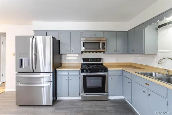 $3,200 | 755 Braun Street, Lakewood, CO 80401