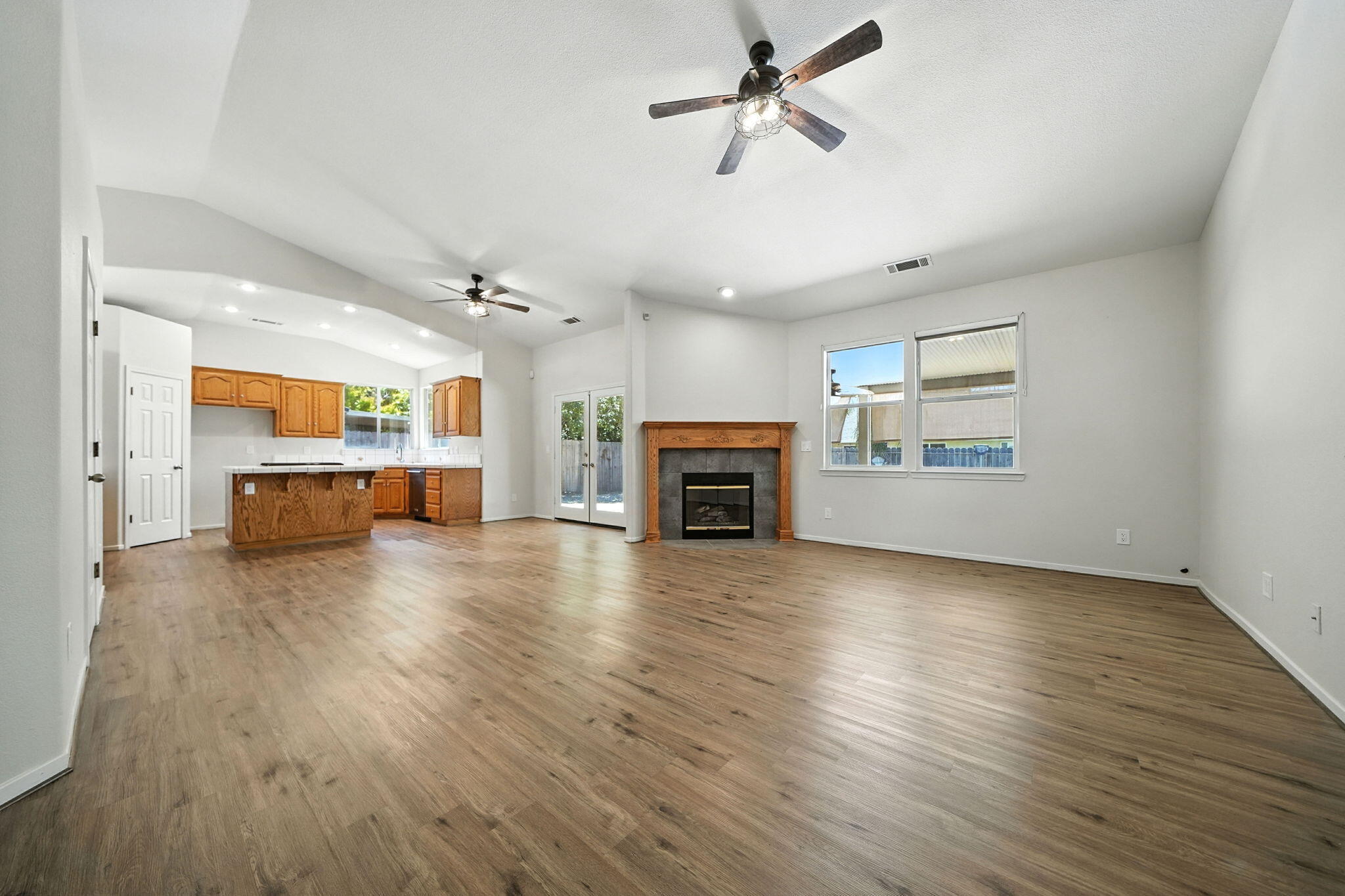 3306 Lawrence Road Redding, CA 96002 - Photo 21 of 21 Open Floor Plan