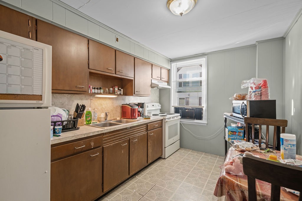 356 South Main Street Woonsocket, RI 02895 - Photo 25 of 35