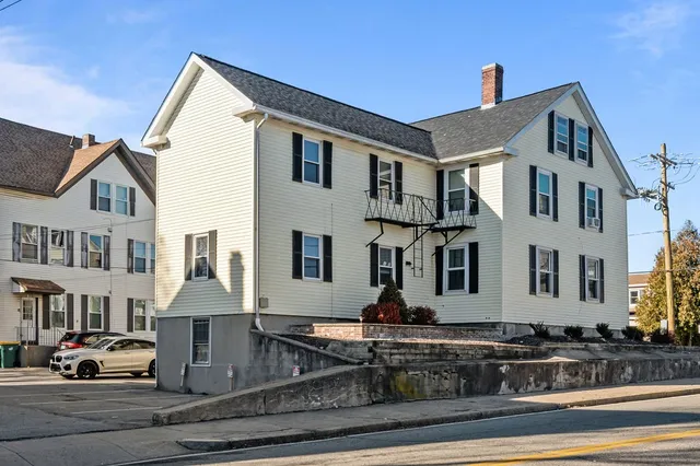 $539,900 | 356 South Main Street, Woonsocket, RI 02895