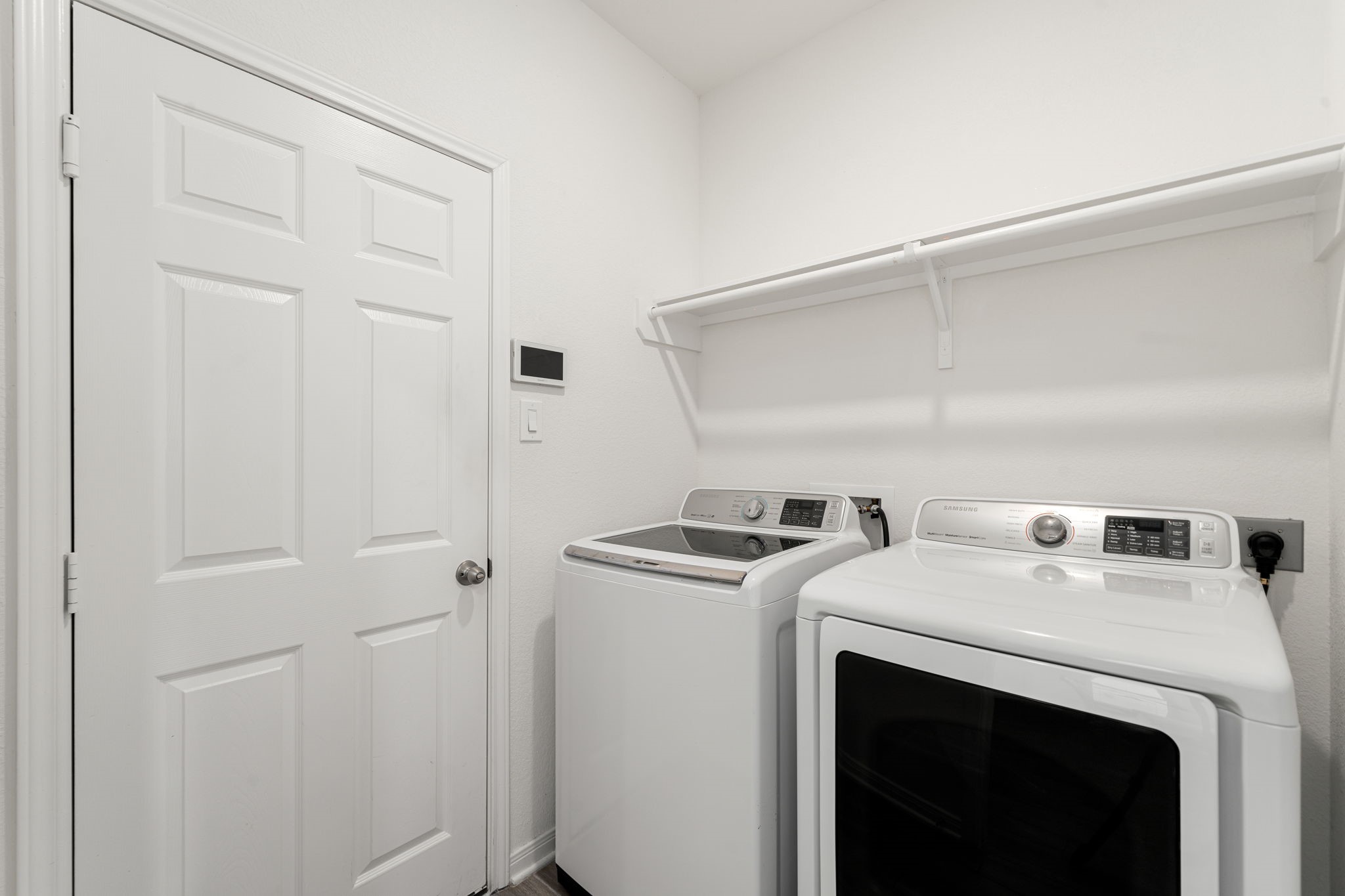 20811 Filbert Lane Katy, TX 77449 - Photo 26 of 43 a utility room with dryer and washer