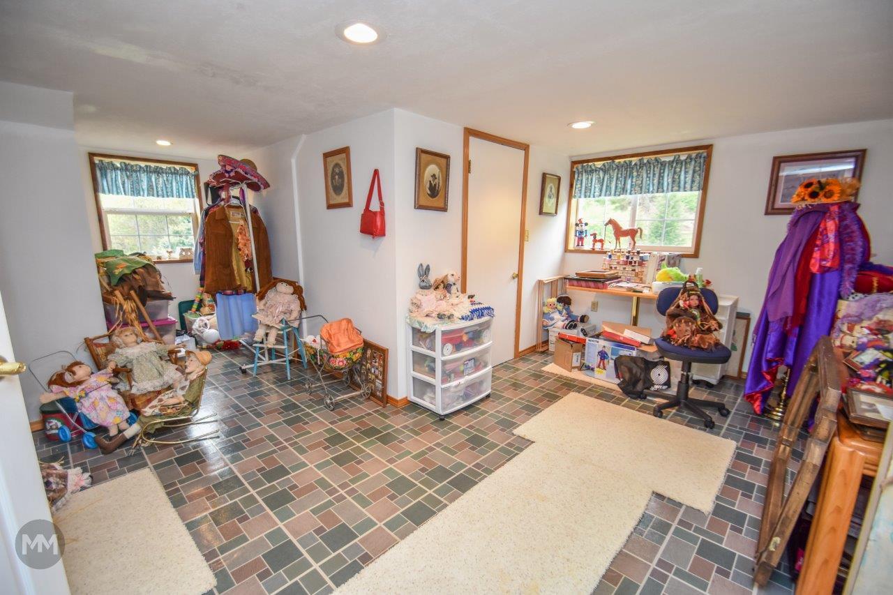21830 R O Richard Road Beaver, OR 97108 - Photo 15 of 29 17