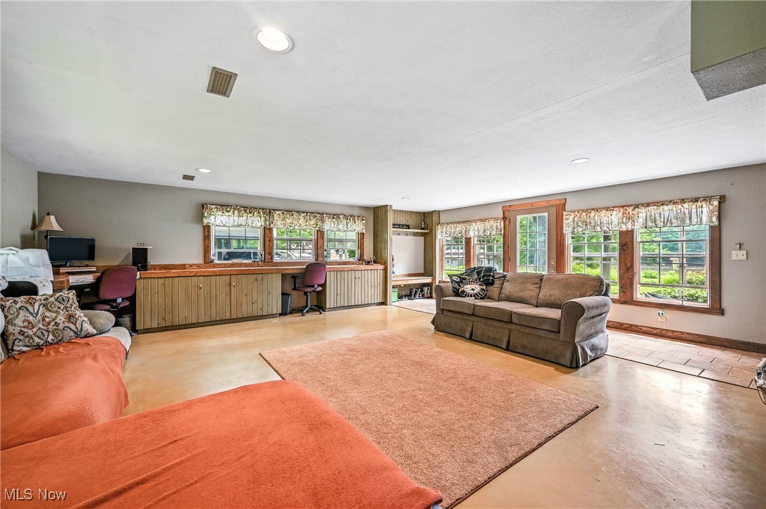 1173 Ridge Road Salem, OH 44460 - Photo 14 of 50 Gallery Image 14