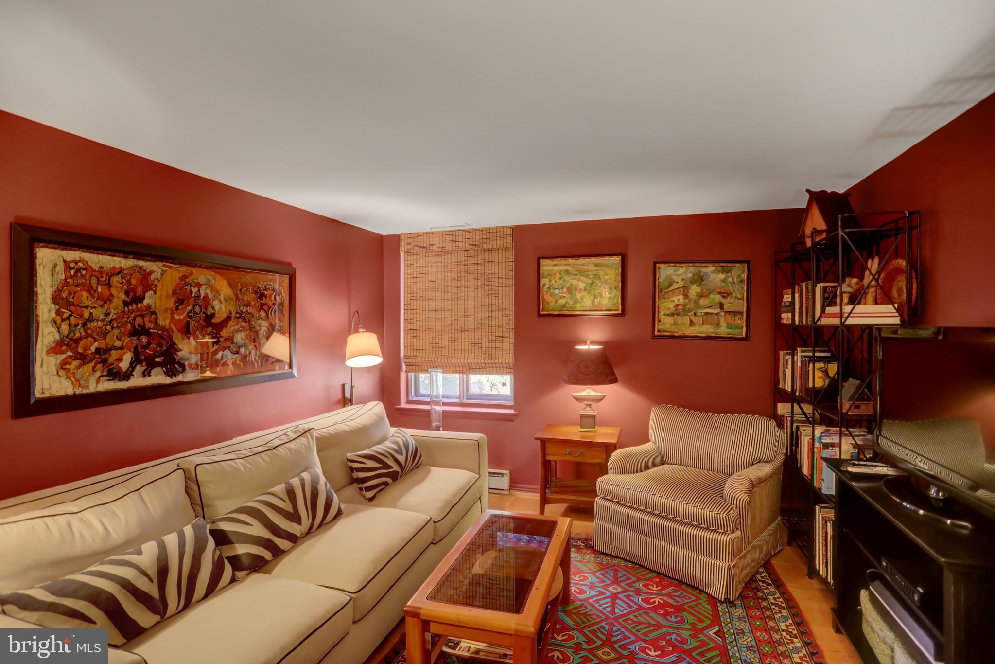101 Cross Keys Road, Unit R101F Baltimore, MD 21210 - Photo 24 of 32 Bedroom/Den