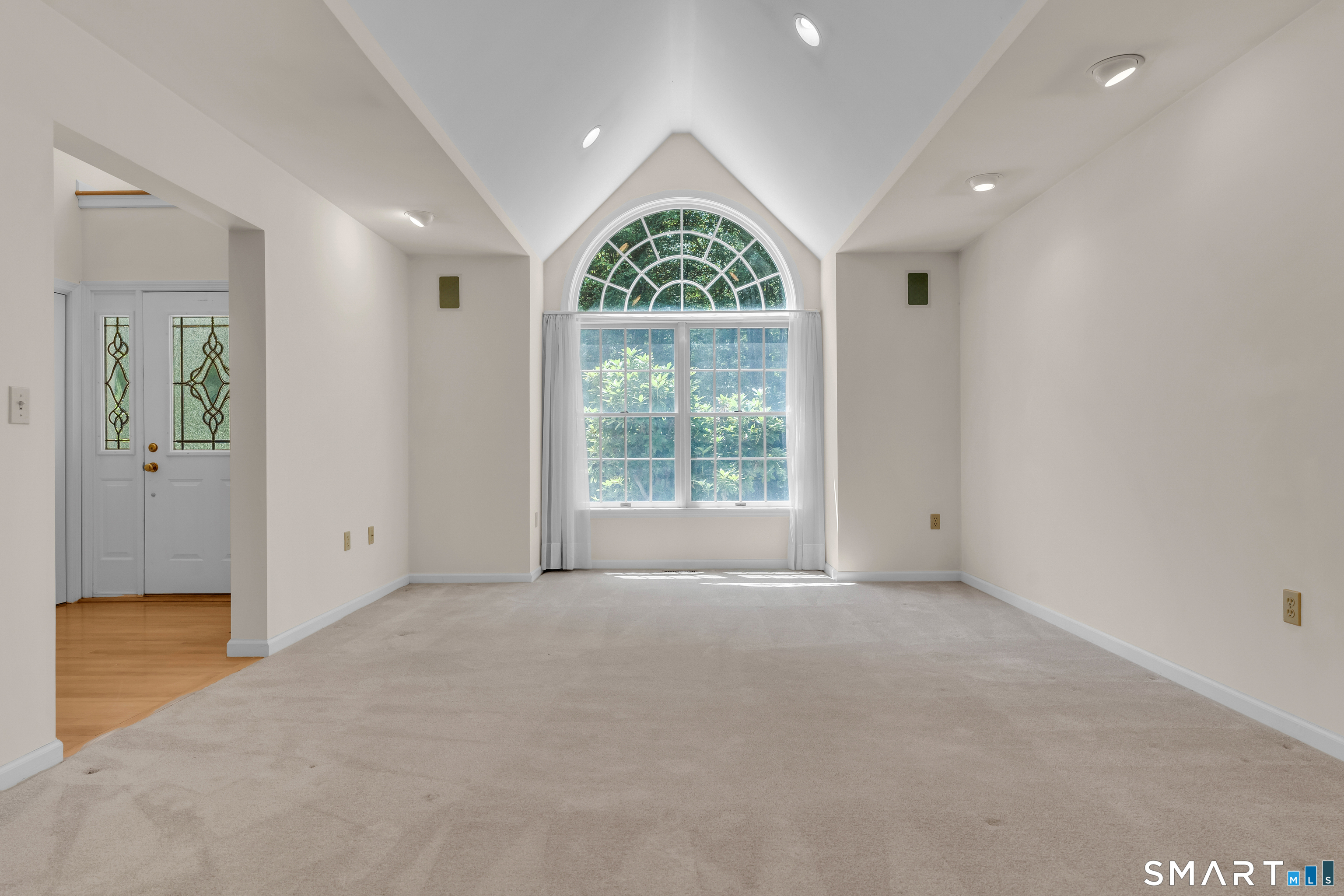 46 Spring Rock Road East Lyme, CT 06333 - Photo 5 of 40