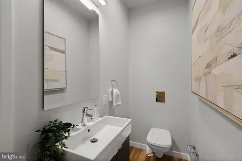 $525,000 | 1720 Folsom Street, Unit B, Philadelphia, PA 19130