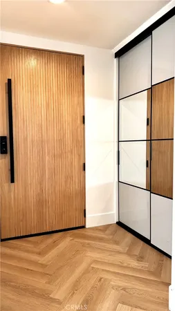 $4,300 | 7414 Delco Avenue, Canoga Park, CA 91306