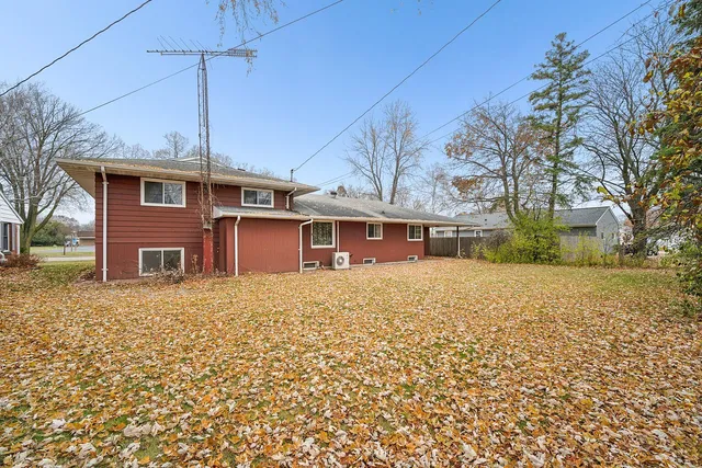 $289,900 | 1211 West Kimberly Avenue, Kimberly, WI 54136