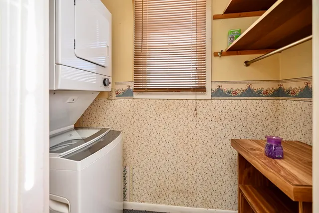 $115,000 | 476 West 8th Street, Winona, MN 55987