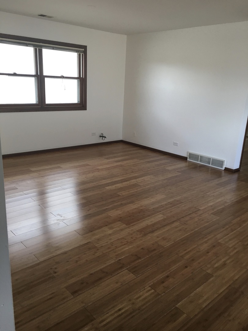 7917 Cermak Road North Riverside, IL 60546 - Photo 6 of 8