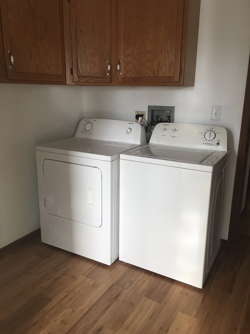 7917 Cermak Road North Riverside, IL 60546 - Photo 8 of 8