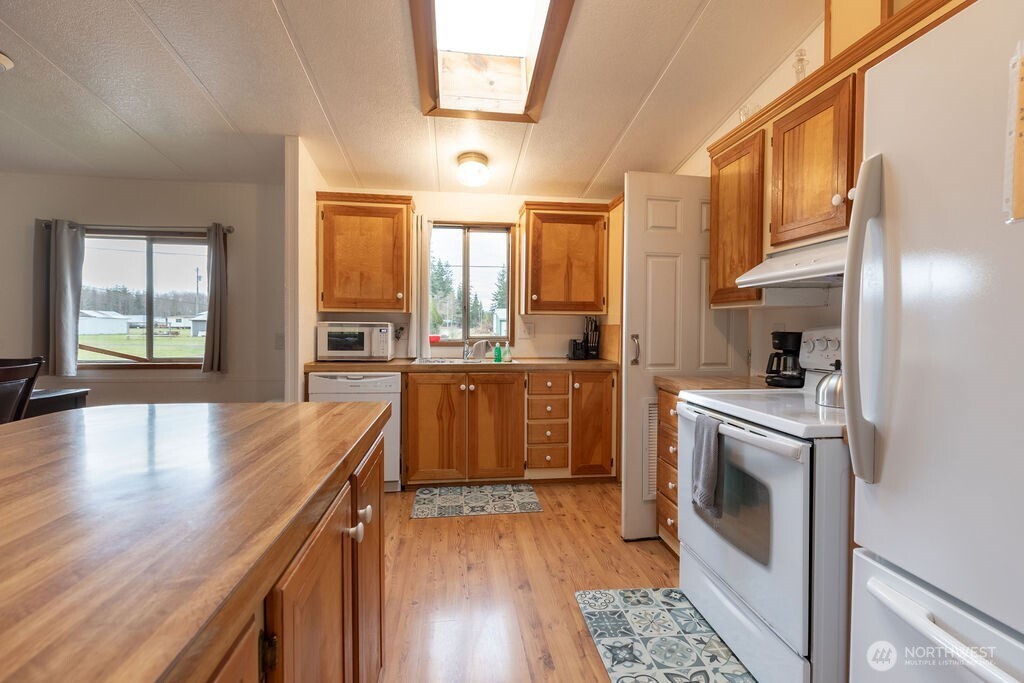 1393 Bogachiel Way Forks, WA 98331 - Photo 14 of 39