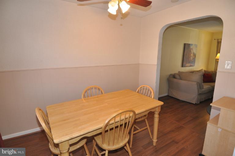 121 Wiltshire Road Essex, MD 21221 - Photo 12 of 23 Dining Room