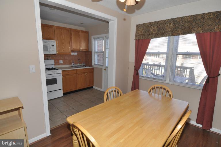 121 Wiltshire Road Essex, MD 21221 - Photo 16 of 23 Dining Room