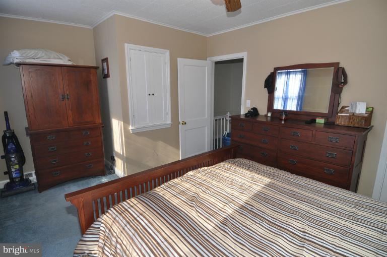 121 Wiltshire Road Essex, MD 21221 - Photo 8 of 23 Bedroom (Master)