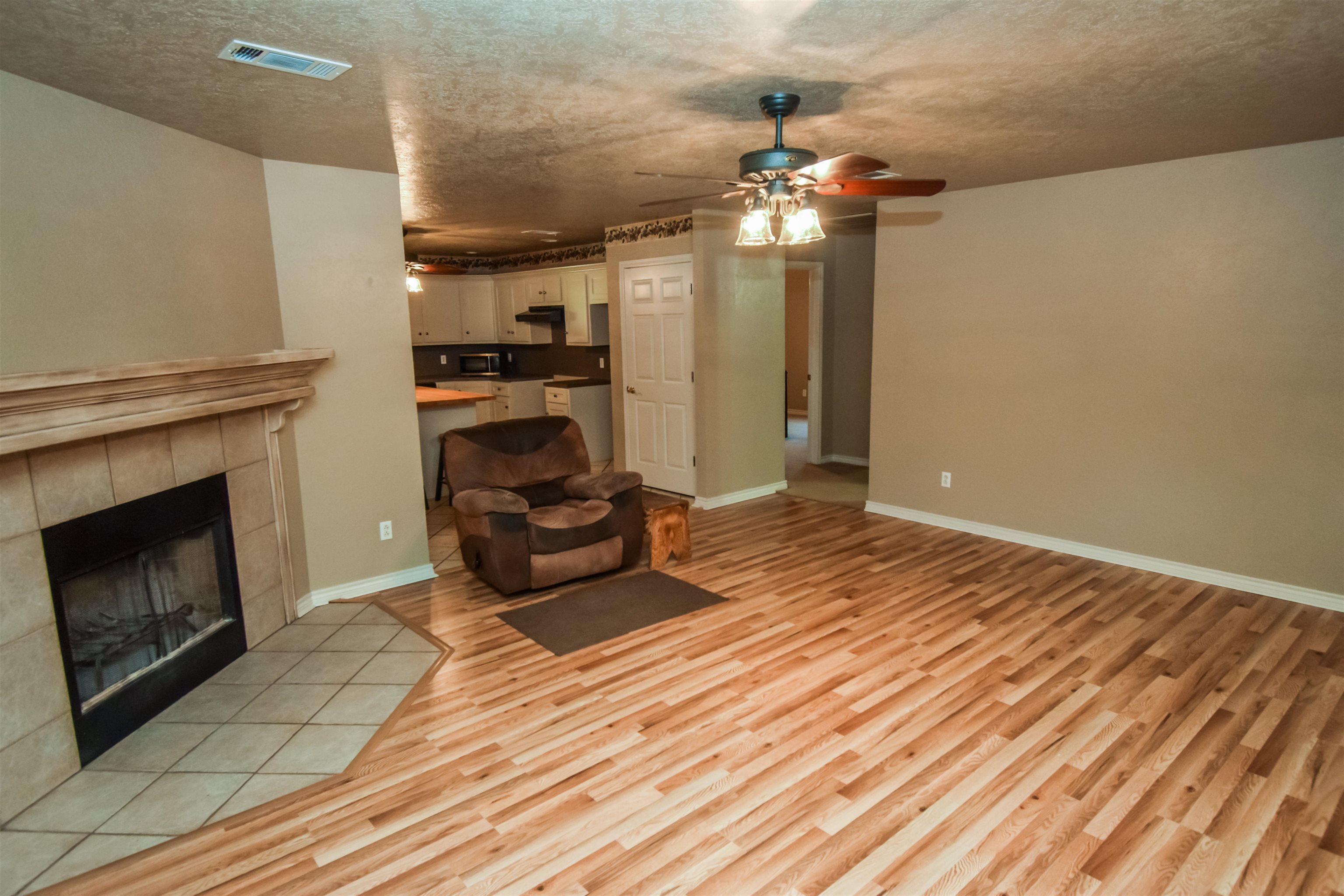 520 Ryan Road Sour Lake, TX 77659 - Photo 3 of 17