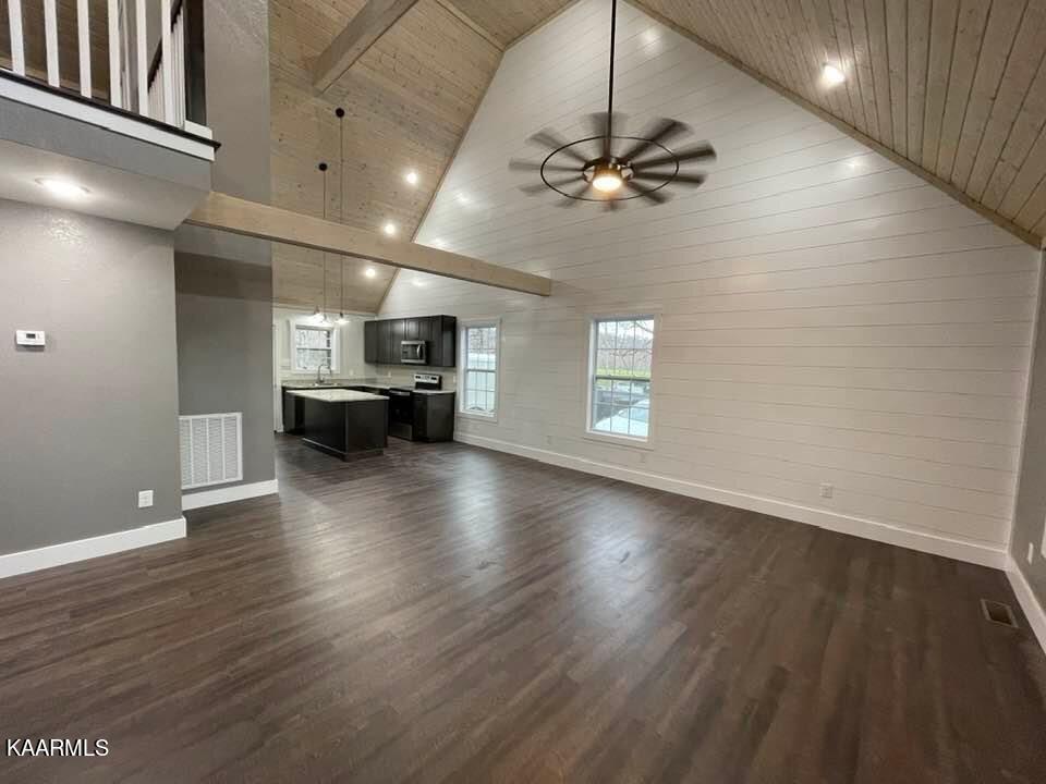 9091 Faix Road Byrdstown, TN 38549 - Photo 21 of 40 267491183_4775449182549753_3042138920124