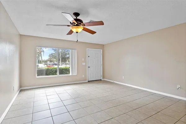 $220,000 | 2209 Fluorshire Drive, Brandon, FL 33511