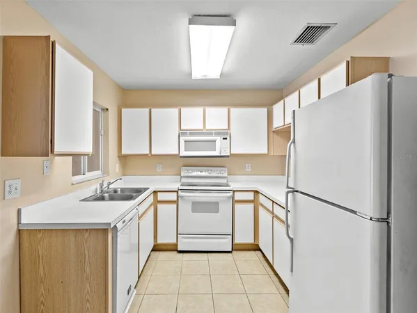 $220,000 | 2209 Fluorshire Drive, Brandon, FL 33511