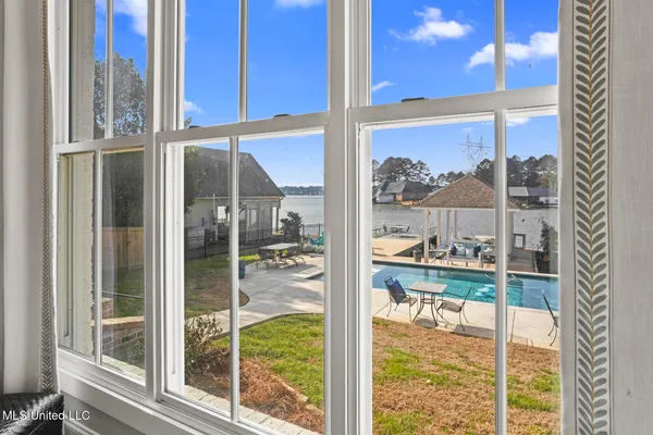 $898,499 | 102 Northshore Point, Madison, MS 39110