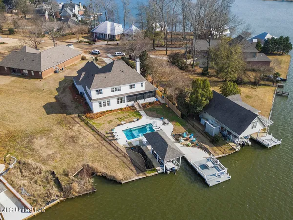 $898,499 | 102 Northshore Point, Madison, MS 39110