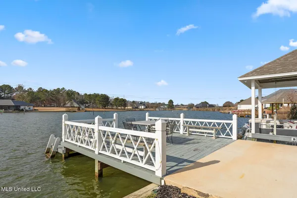 $898,499 | 102 Northshore Point, Madison, MS 39110