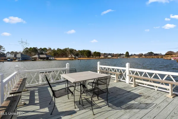 $898,499 | 102 Northshore Point, Madison, MS 39110
