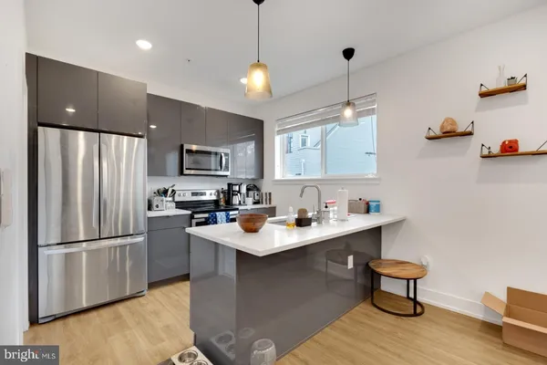 $1,975 | 1341 North Marston Street, Unit 4, Philadelphia, PA 19121