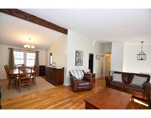 52 Valentine Road Northborough, MA 01532 - Photo 4 of 19 Gallery Image 4