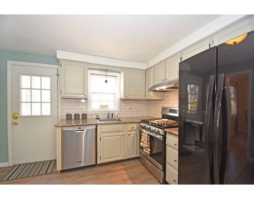 52 Valentine Road Northborough, MA 01532 - Photo 6 of 19 Gallery Image 6