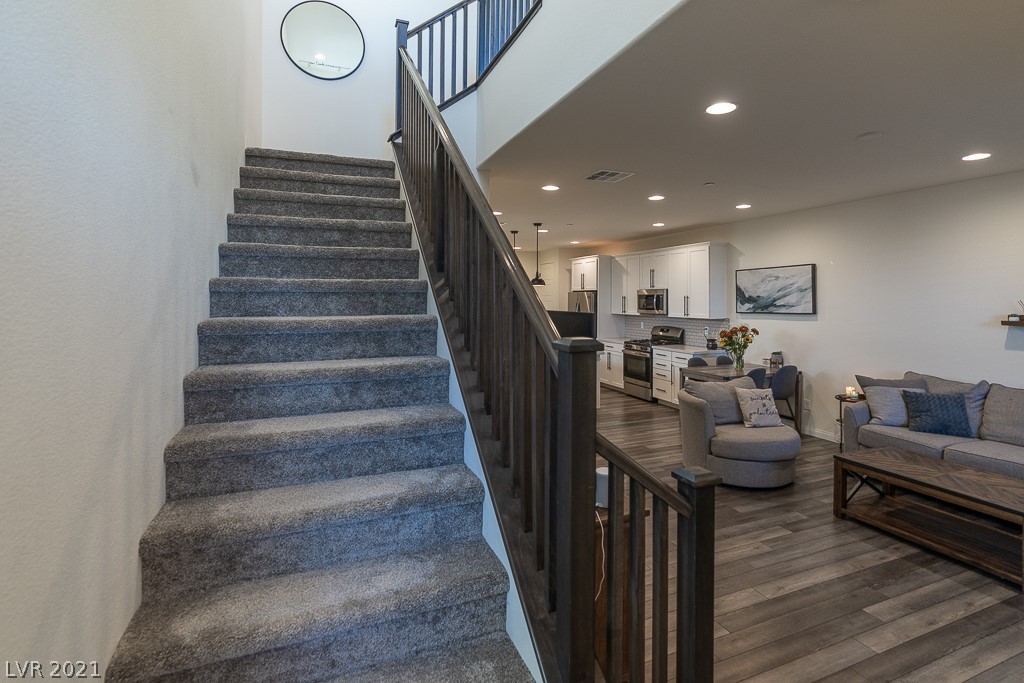 825 East Sunset Road Henderson, NV 89011 - Photo 13 of 39 Gallery Image 13