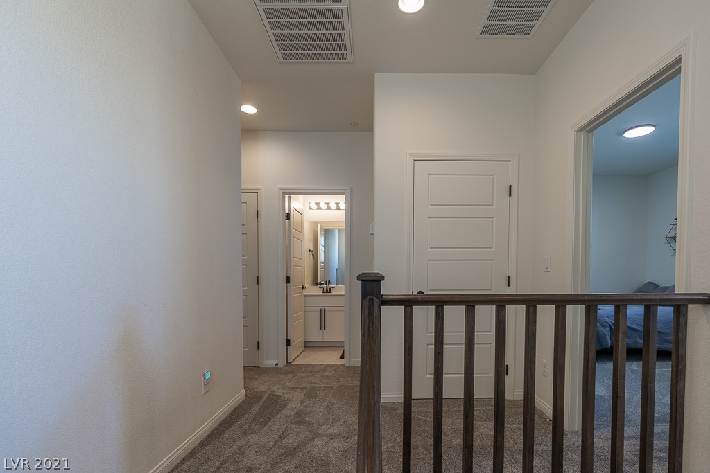 825 East Sunset Road Henderson, NV 89011 - Photo 15 of 39 Gallery Image 15