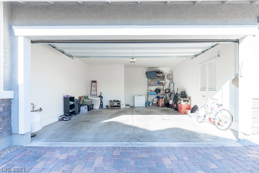 825 East Sunset Road Henderson, NV 89011 - Photo 32 of 39 Gallery Image 32